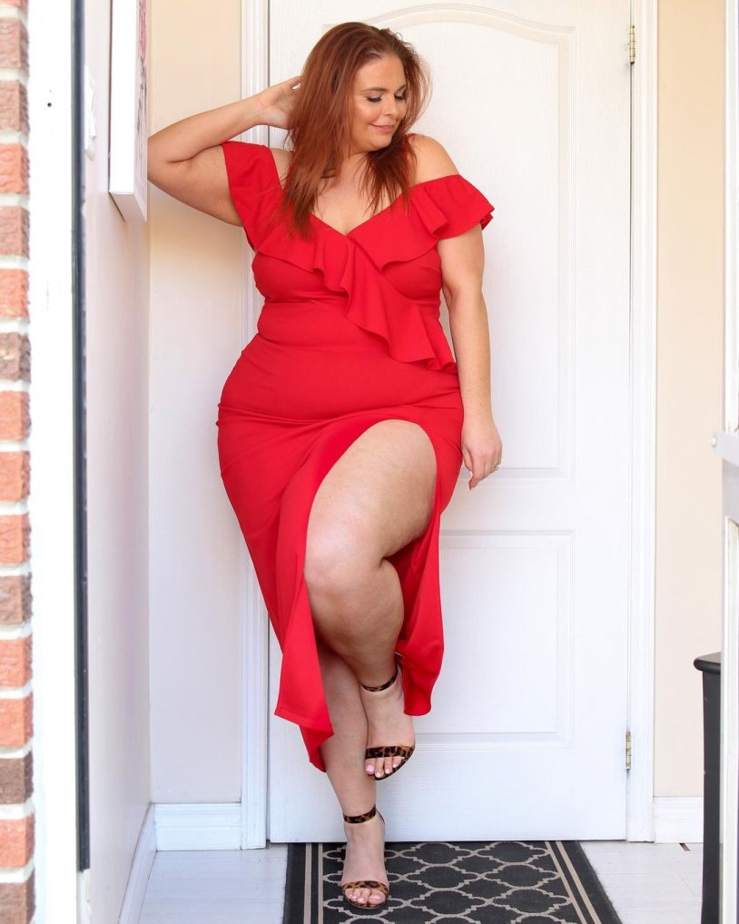 Naked fat model Caterina Moda