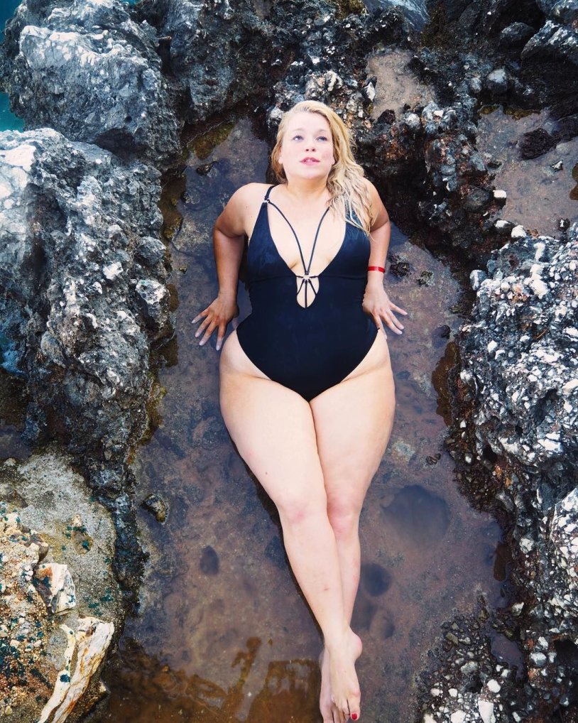 Naked fat model Caterina Moda