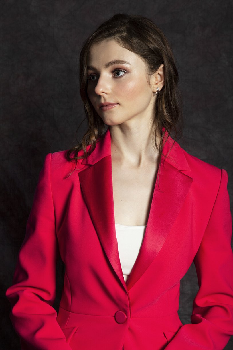 Thomasin Mackenzie drain naked