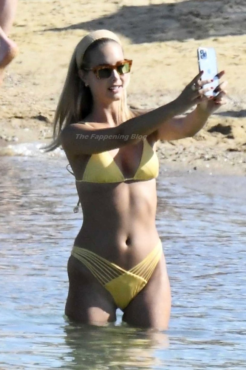 Viktoria Varga Italy Fan