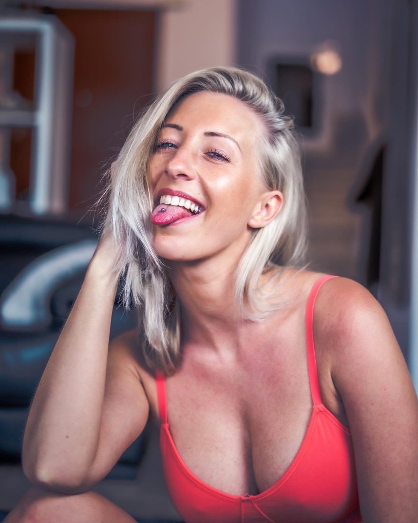 Natalia Safronova model