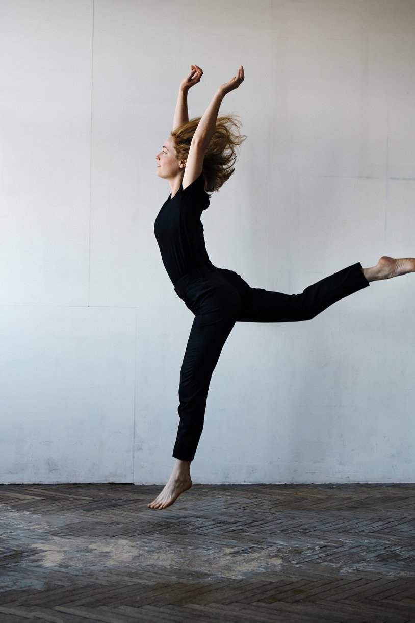 Naked blondes on the bed