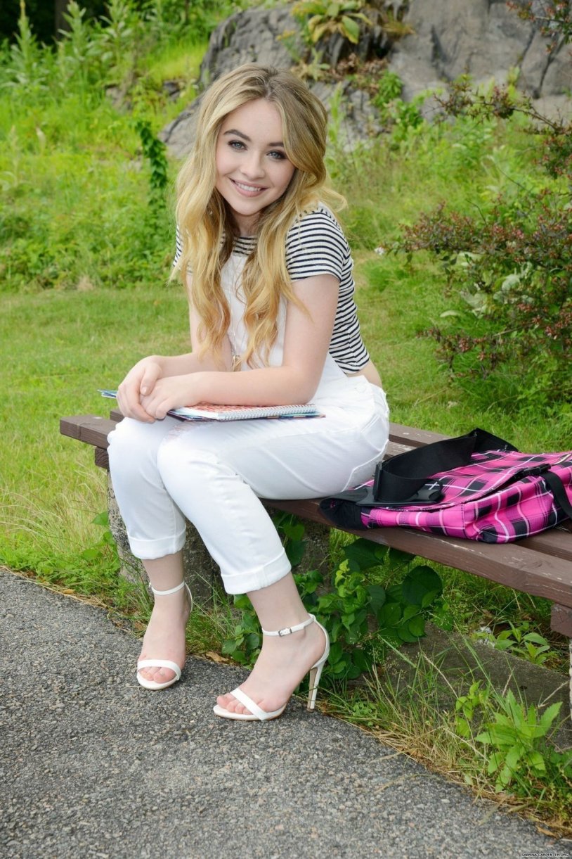 Sabrina Carpenter is hot