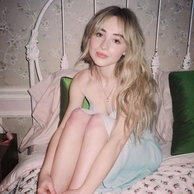 Sabrina Carpenter in the film step by step