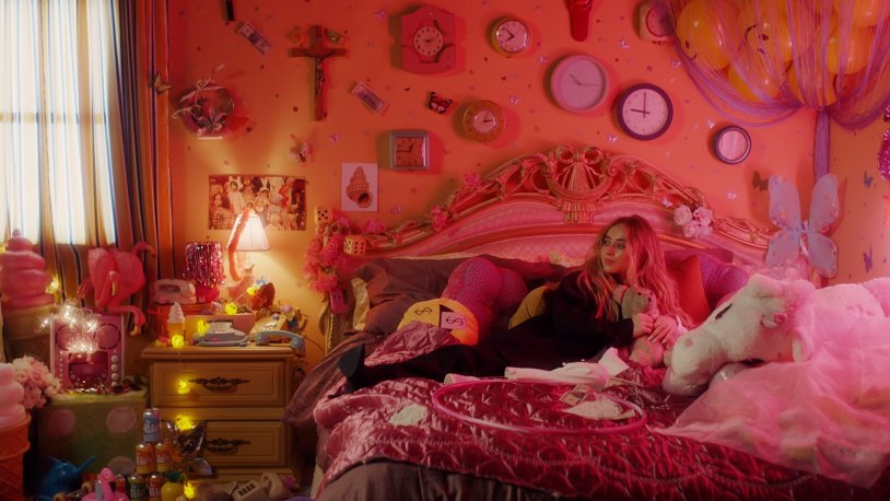 Sabrina Carpenter Sexy photo