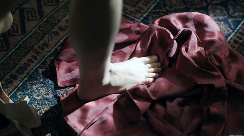 Elizabeth Olsen Fake Naked