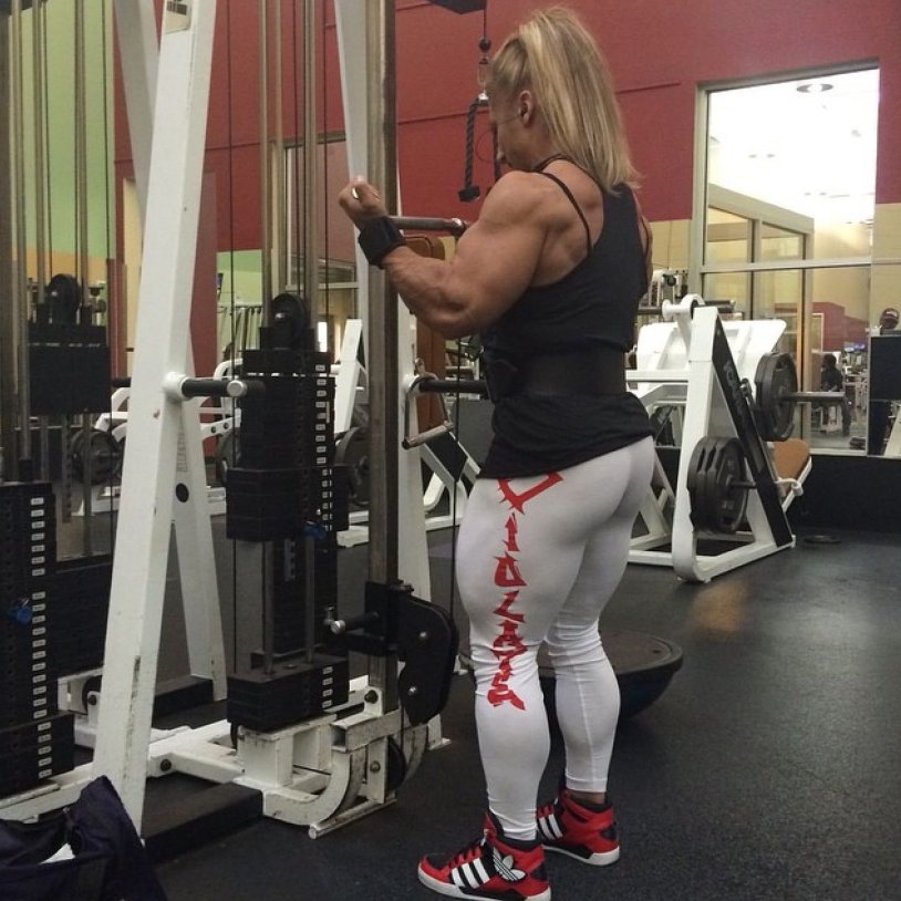 Shannon Courtney Muscle