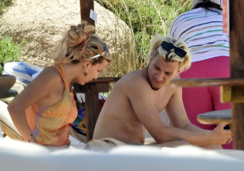 Millie Bobby Brown Paparazzi 2022