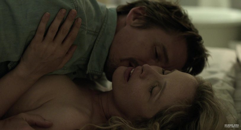 Julie Delpi Kill Zoe