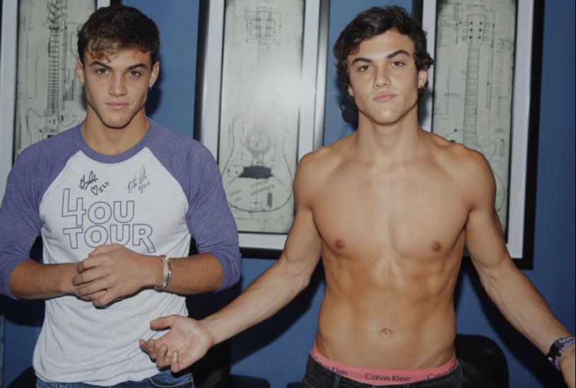 Dolan twins