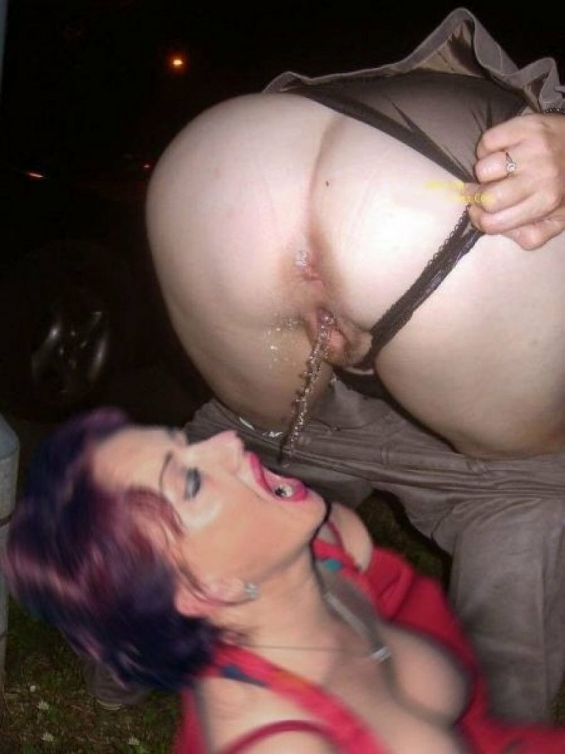 Home pissing in mouth