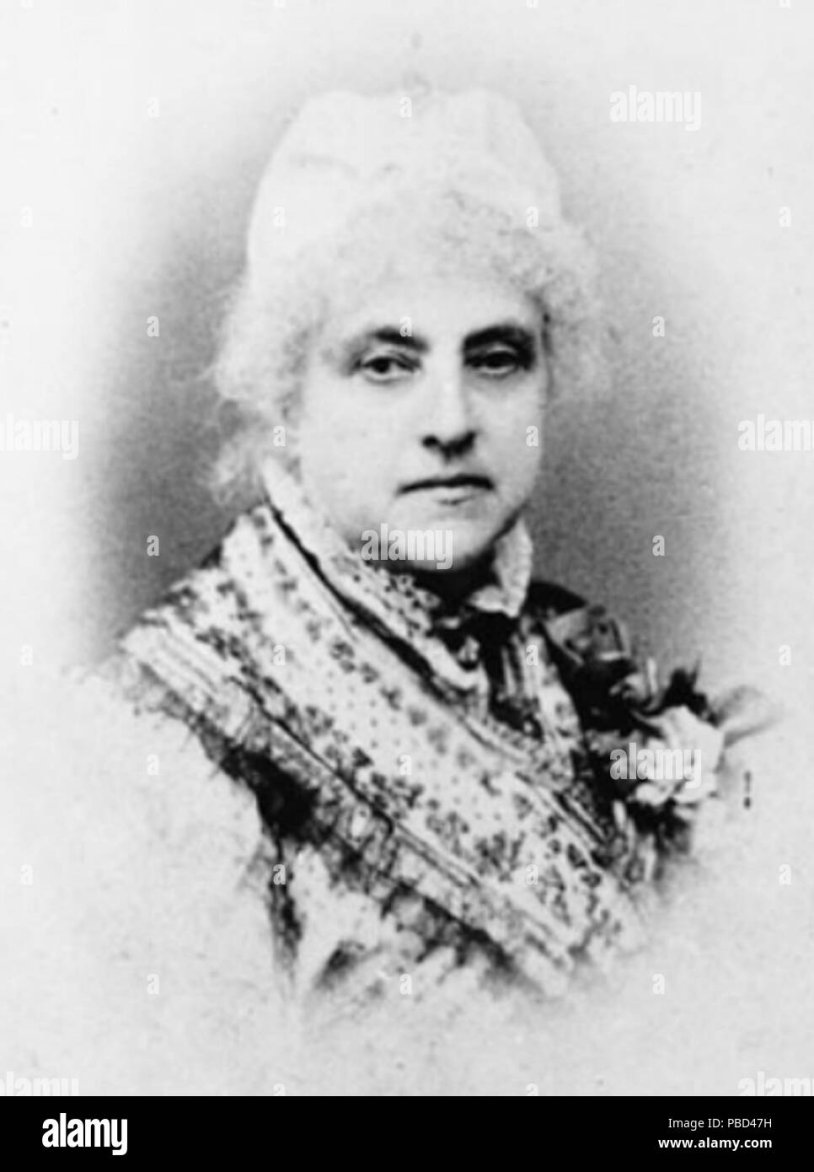 Kaya Skogladario kiss