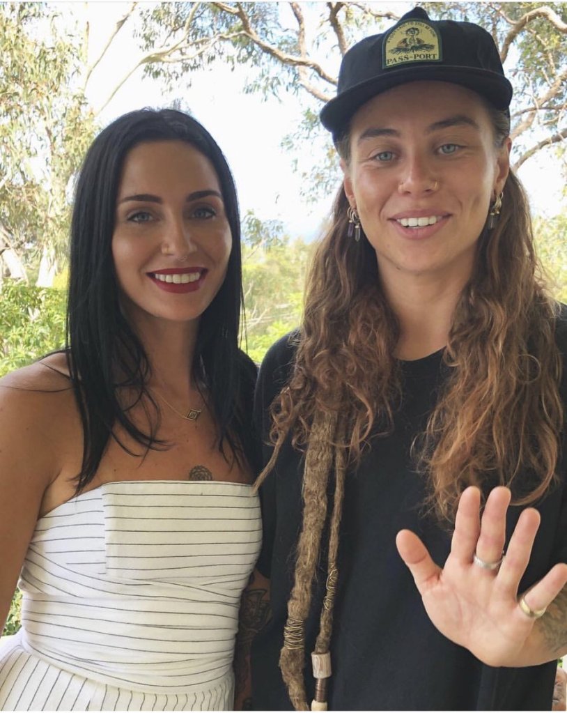 Tash Sultana and her girl