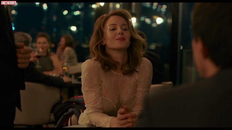 Irina Starshenbaum kiss