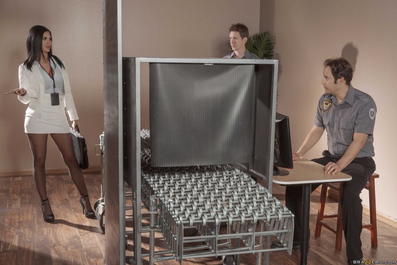 Genesis Rodriguez fuck