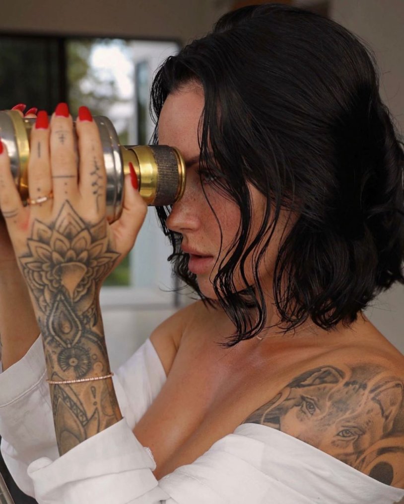 Dylan Loren Porn actress