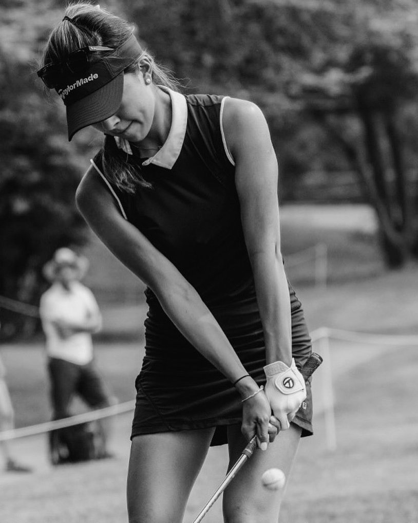 Lily in the fitting room+