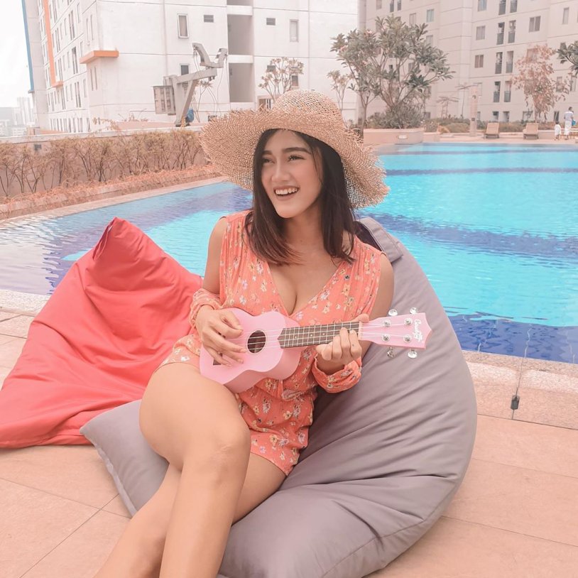 Violet aesthetics Girl