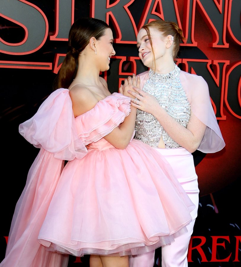 Сэди синк и Милли Бобби