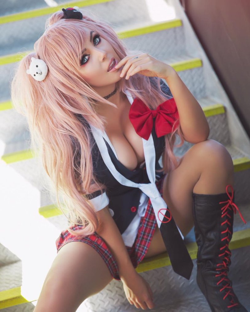 Junko Enoshima Junko Enoshima