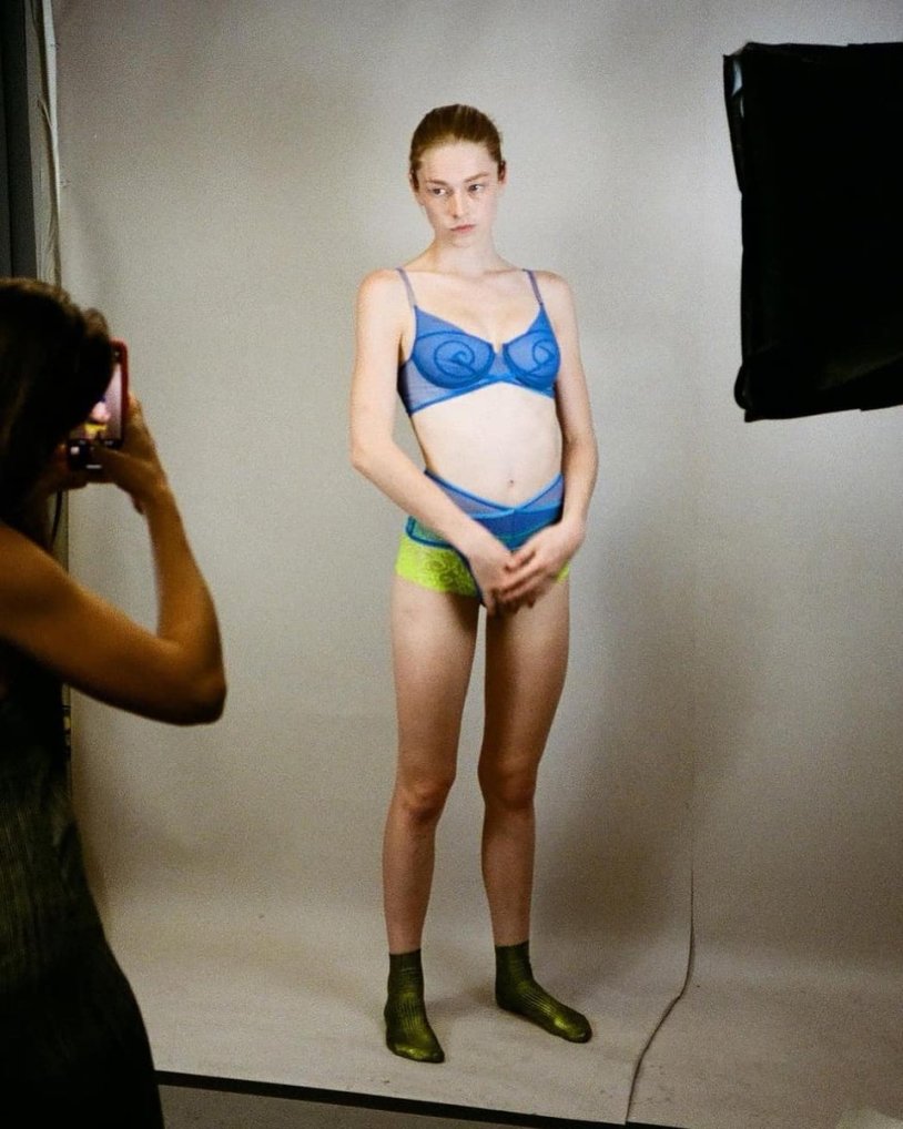 Lower underwear female