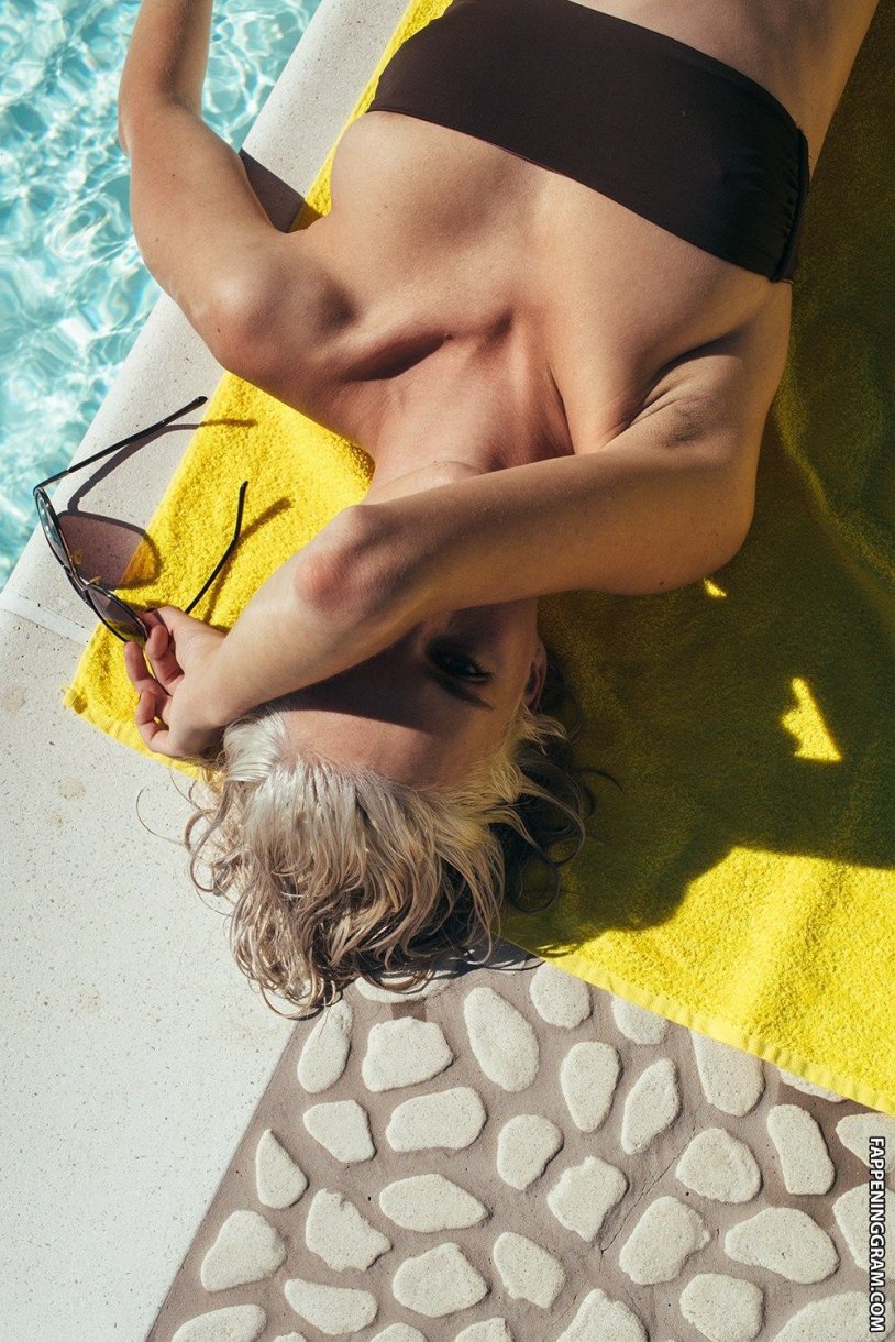 Julia Rohemmelt playboy