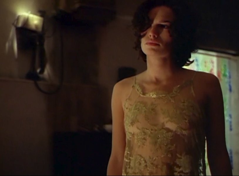 Lina Hidi bed scenes