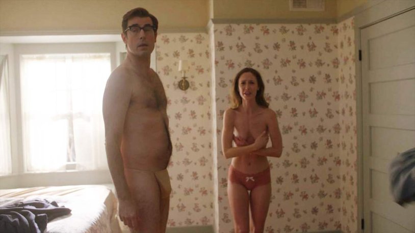 Actress Emily Hampshire Naked