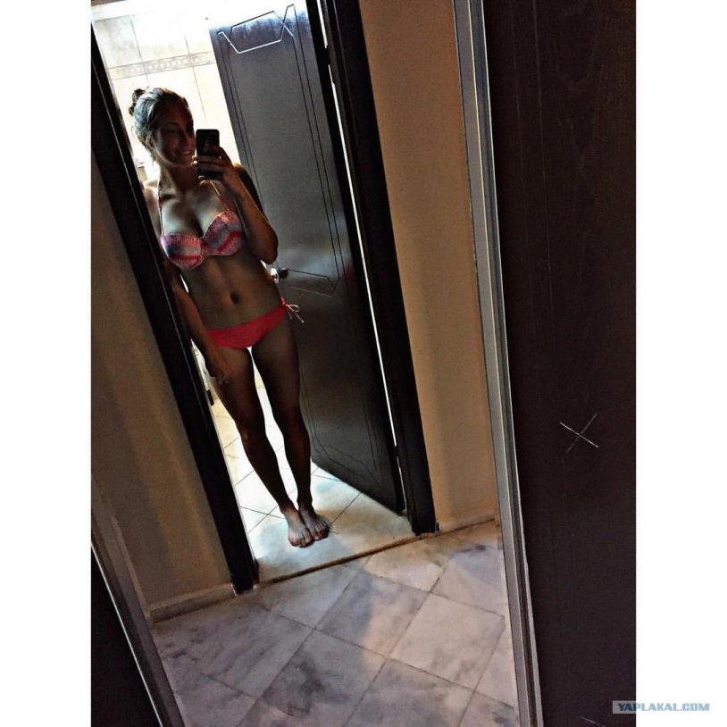 Sobolenko Tennis Topless