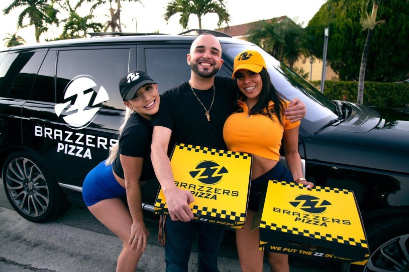 Doina is 34 years old