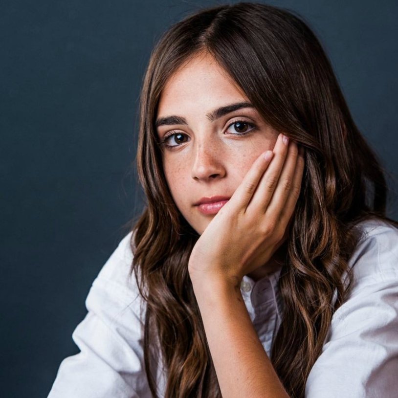 Gabriela Bee Somebody New