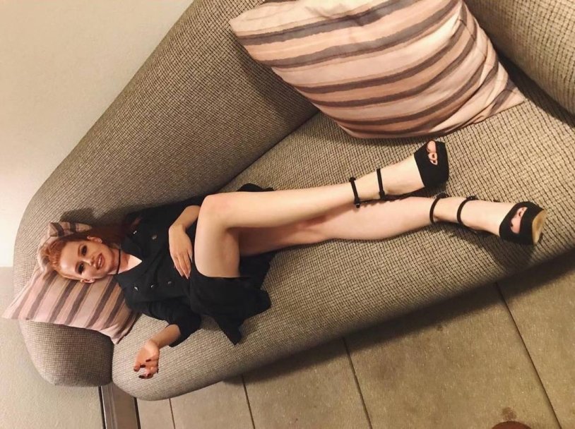 Cheryl Blossom and Tony in the bar