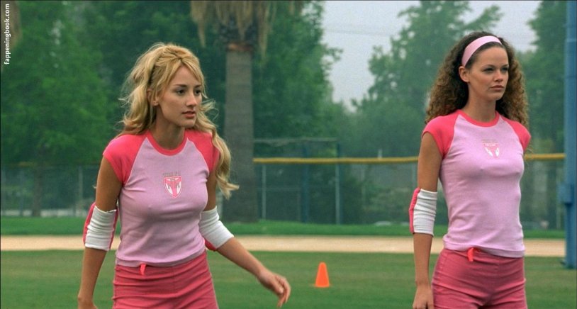 Model plus saz Bree Kish 2020