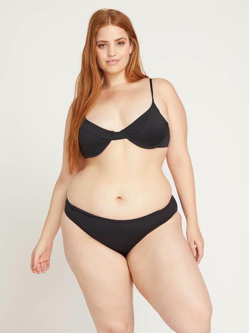 Naked bbw Laura Bailey