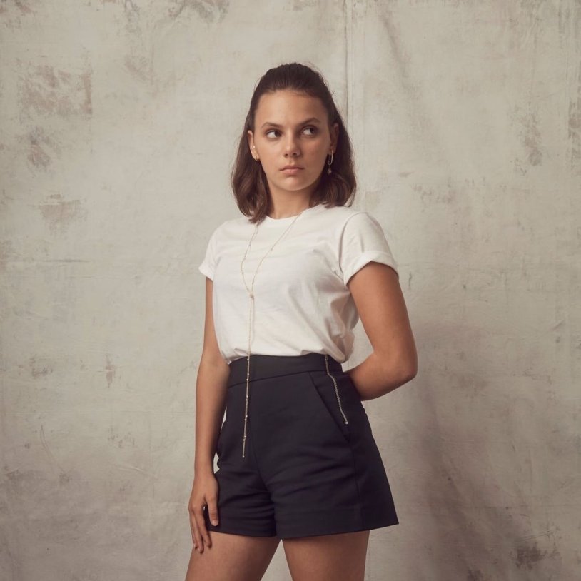 Dafne Keen hot