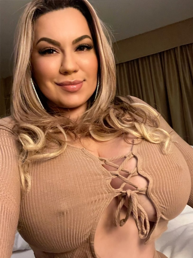 Big boobs Marcalelalatinbabe