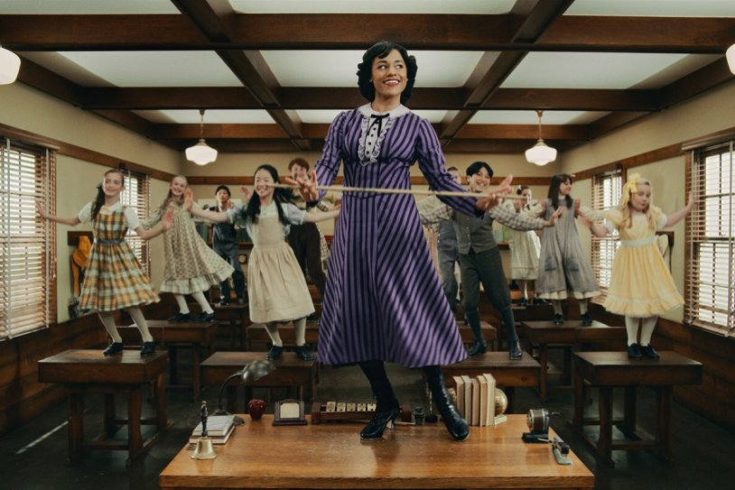 Ariana Debos Oscar 2022