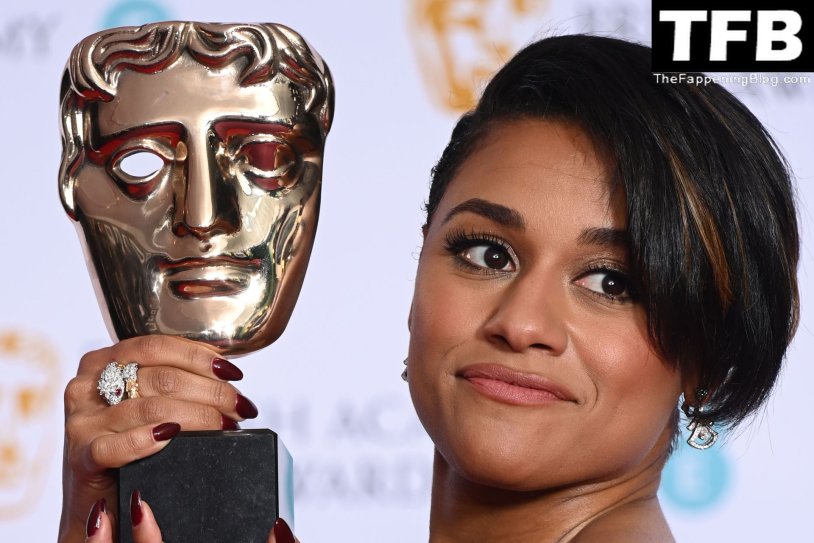 Supporting actress award