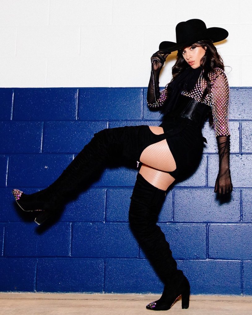 Camila Cabello 18 + Naked