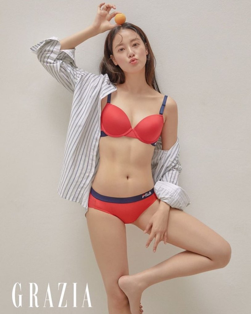 Park Soo Yeon Model