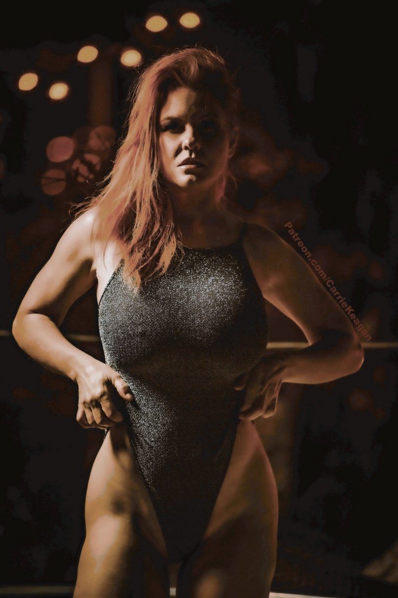 Carrie Keagan breast