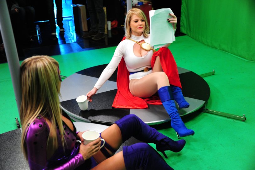 Victoria Silvstedt in underwear