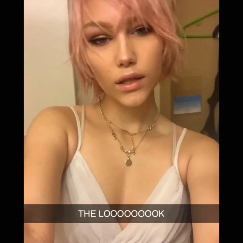 Grace Vanderwaal Leaked