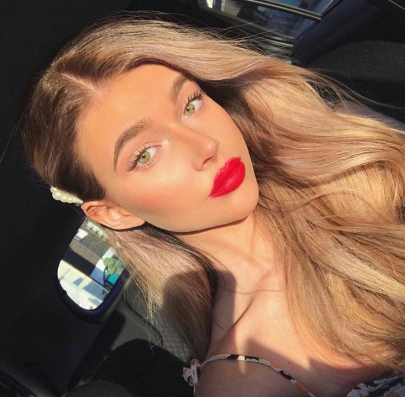 Antonia Freya Lydia naked breasts