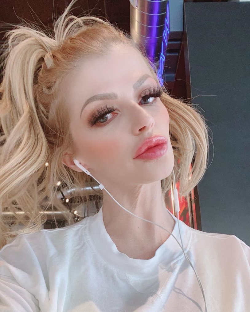 Alena Sergeevna Kostornaya Naked