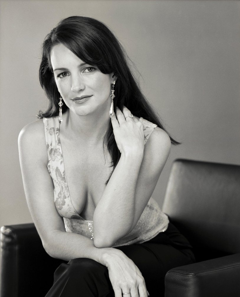 Christine Kroyk Kristin Kreuk Naked