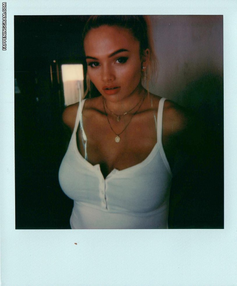 Alyvia Alyn Lind Stream