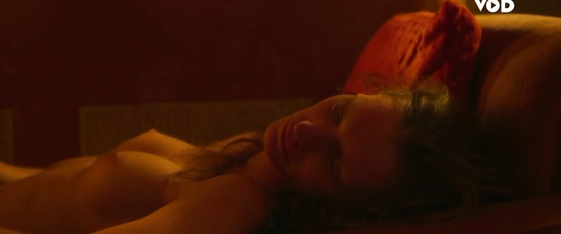 Agatha Sheviola / Agata Szewioła Naked