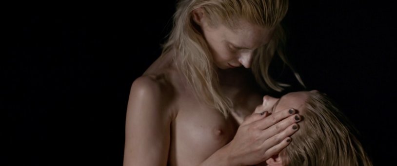 Agatha Miroshnichenko is naked