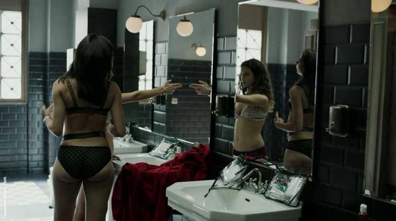 Alba Flores Maria Pedras